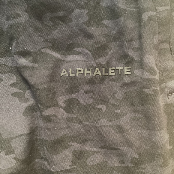 Men’s Black Camo Alphalete Joggers Size Medium - Picture 2 of 6